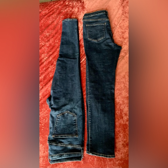 Lot of 2 pair: Old Navy Extra High Rise Rockstar super skinny - Picture 7 of 9